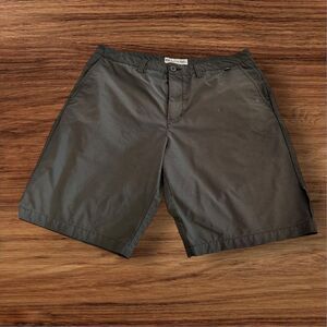 TravisMathew Men's Gray Chino Shorts Size 36‎ Casual Summer Classic Fit